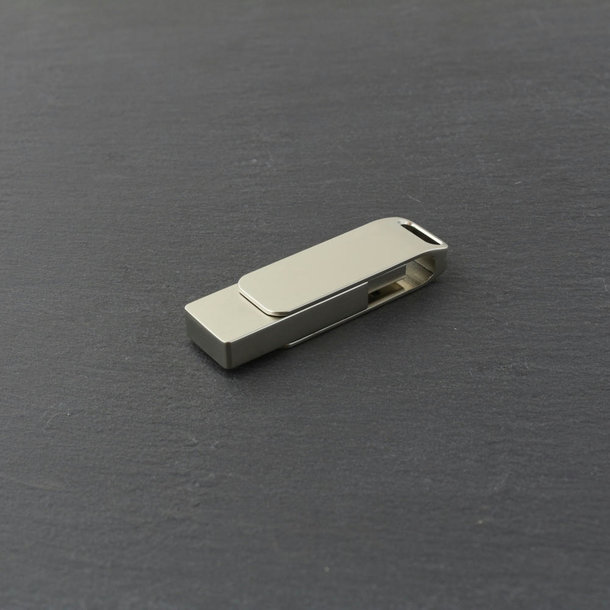 EM08 USB 2.0 A 64 MB Silber