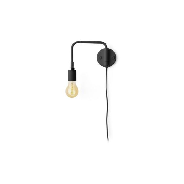 Menu TRIBECA Staple Wall Lamp Black Wandleuchte