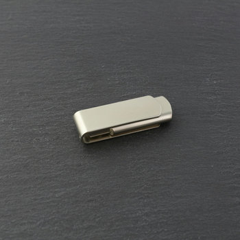 EM06 USB 2.0 A 64 MB Silber