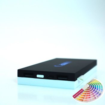 Modell PB-101 8000 mAh Weiß/Schwarz glatt (glänzend)