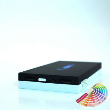 Modell PB-102 4000 mAh Weiß/Schwarz glatt (glänzend)
